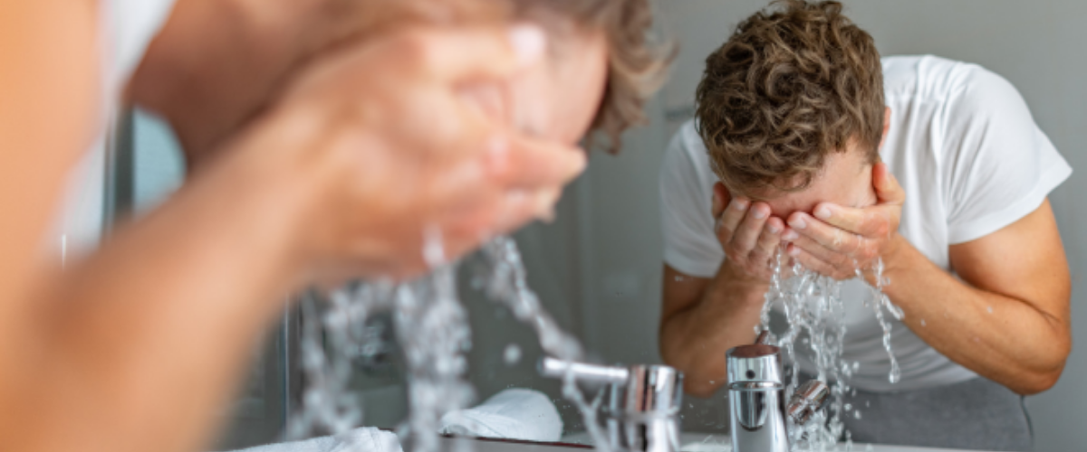  A higienização dos olhos é uma prática essencial para manter a saúde ocular e prevenir desconfortos e complicações.  Leia mais...