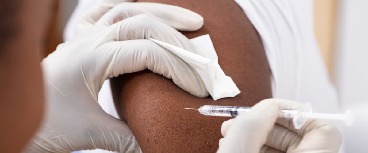 Ministério da Saúde passa a recomendar dose única da vacina contra o HPV. 
Leia mais...